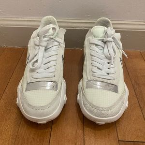 Nike Waffle Racer- White- Sz 7